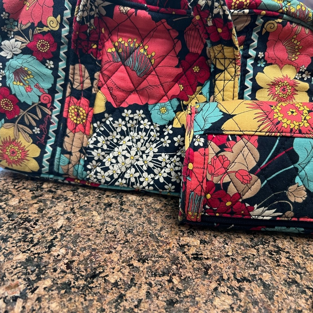Great condition Vera Bradley with matching wallet